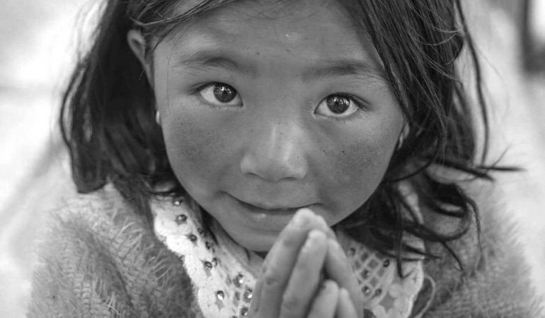 Autumn Appeal: Please give Dechen the gift of a happy winter holiday